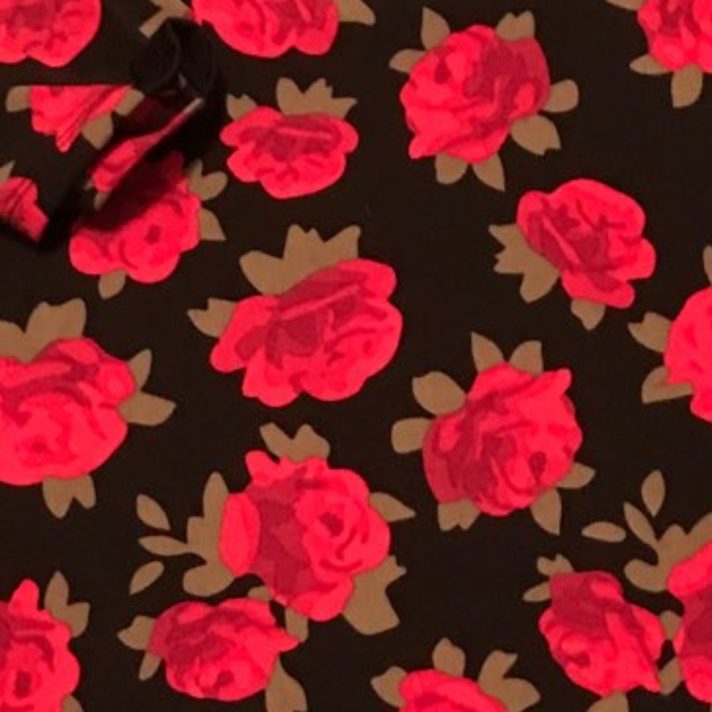 NWT LLR XL Irma - ROSES